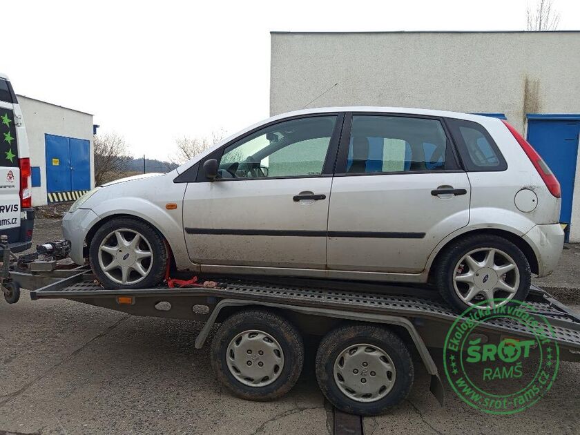 FORD FIESTA, R. 2004, 59 KW, 1.4