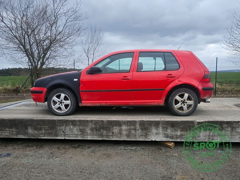 VOLKSWAGEN GOLF, R. 1999. 81 KW, 1.9