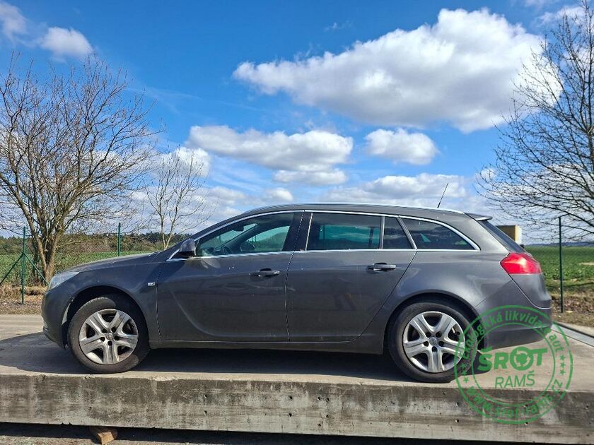 OPEL INSIGNA, R. 2011, 118 KW, 2.0