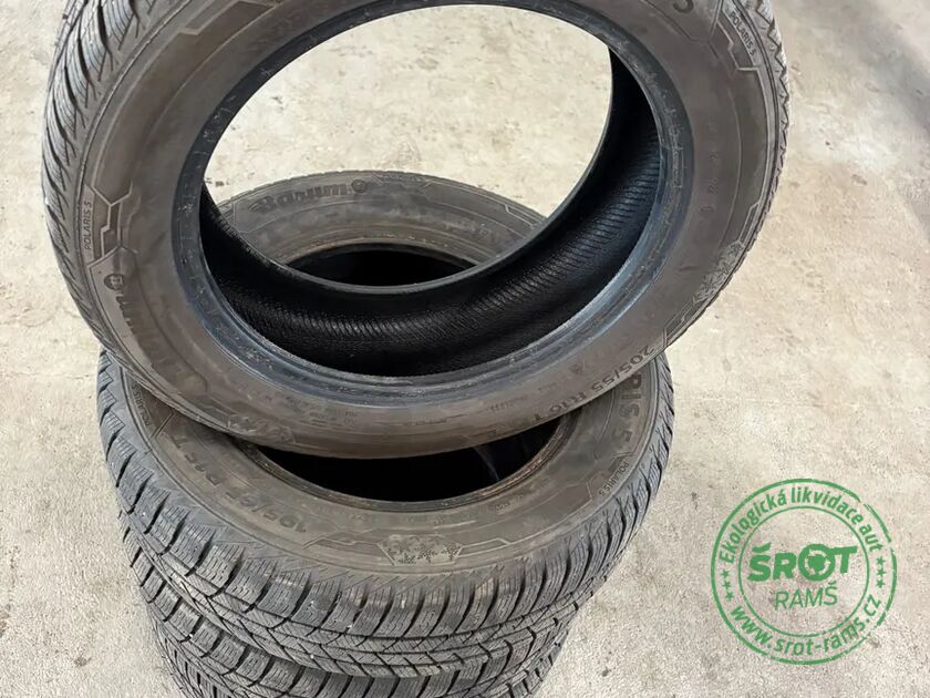 ZIMNÍ PNEU BARUM POLARIS 5 205/55 R16 DOT 2022
