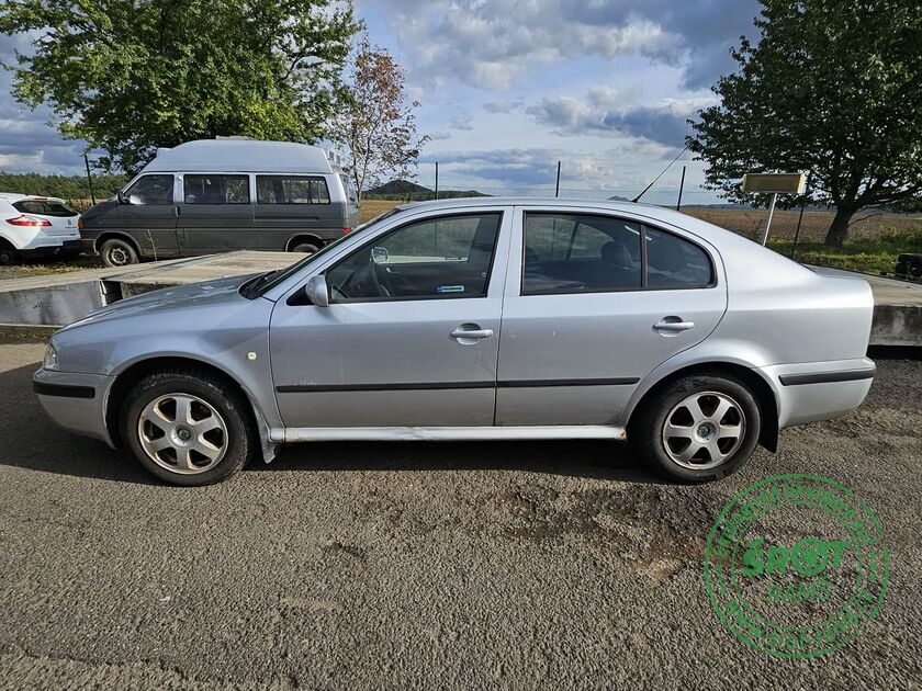 ŠKODA OCTAVIA, R. 2004, 66 KW, 1.9