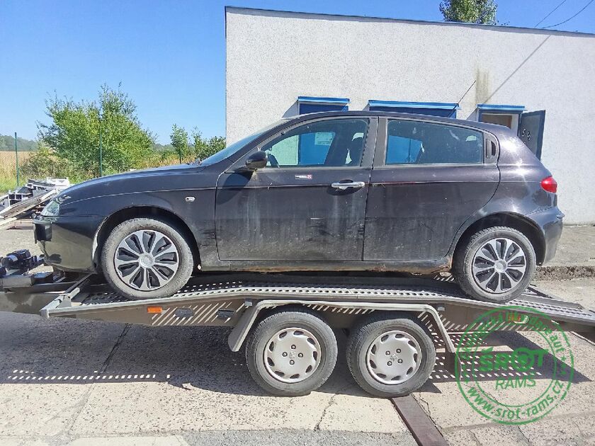 ALFA ROMEO 147, r. 2002, 85kW, 1.9 JTD

